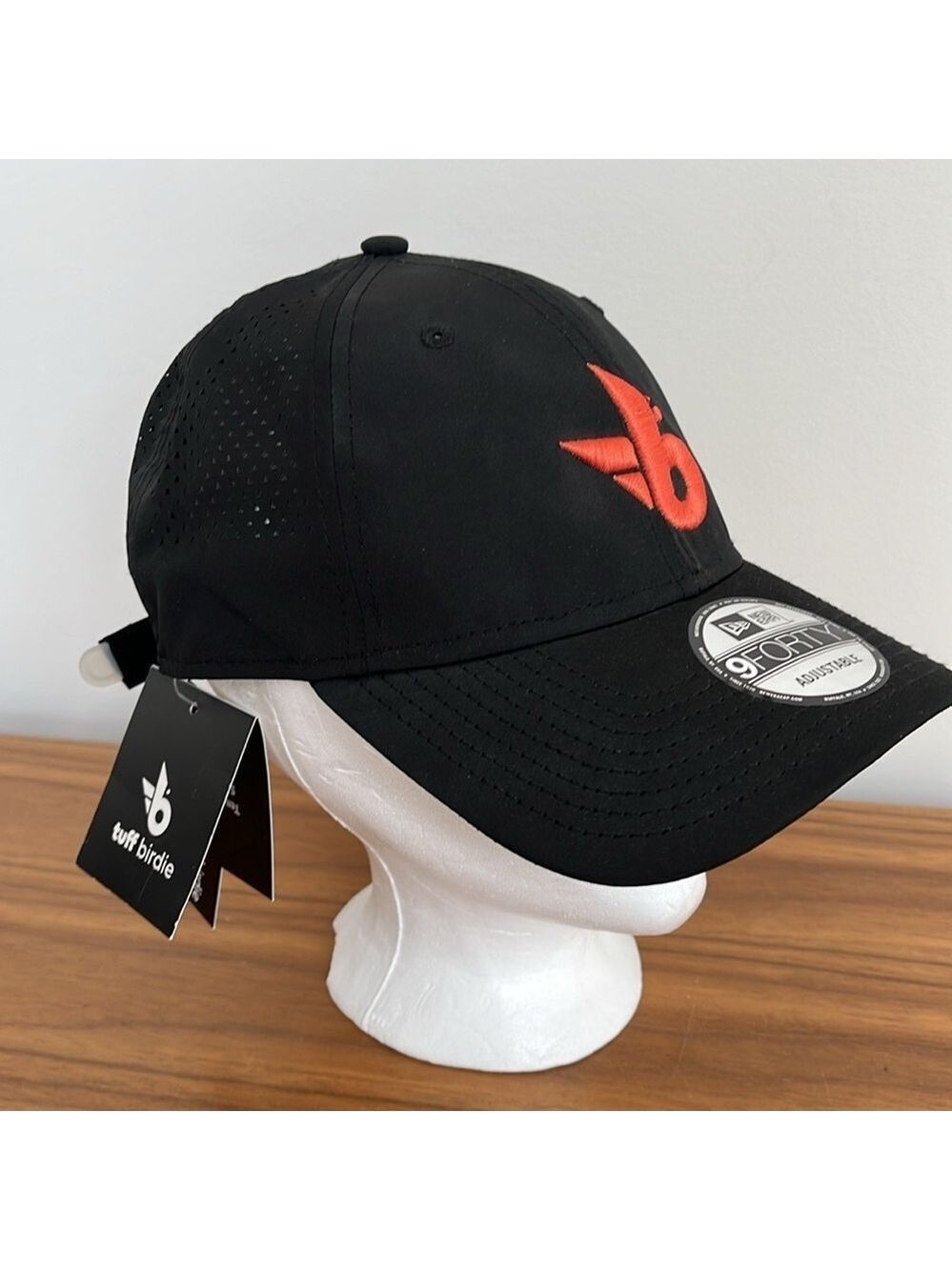 NEW ERA 9 Forty Tuff Birdie NWT Black Golf Hat Perforated Adjustable Back